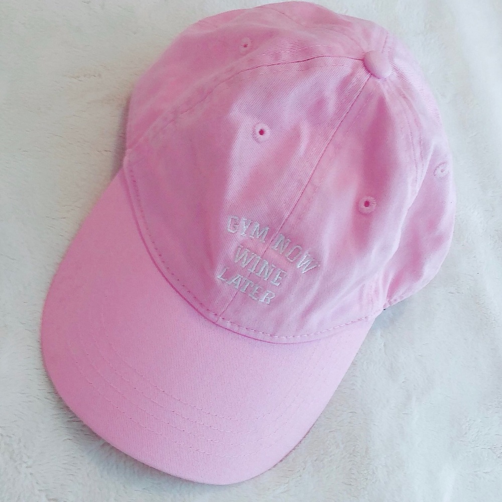 Pink Cap quote “Gym now drink wine later” OS